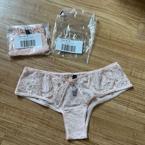 Set ‼️ Victoria’s Secret - Lace & Mesh Cheeky Panties